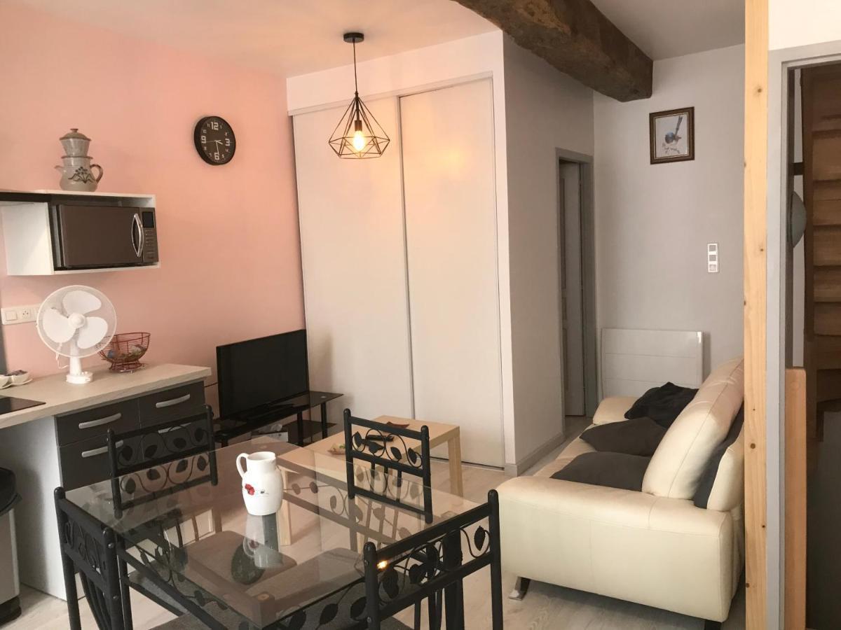 Maison Chaleureuse Au Centre Ville Nérac Eksteriør billede